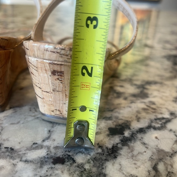 Stuart Weitzman Womens Aleena 50 Wedge Cork Patent Leather size 6 - Picture 10 of 10